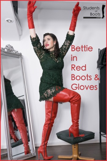 Bettie in red Boots and Gloves
