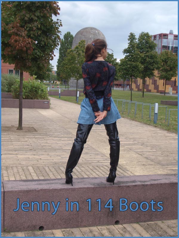 Jenny in 114 boots