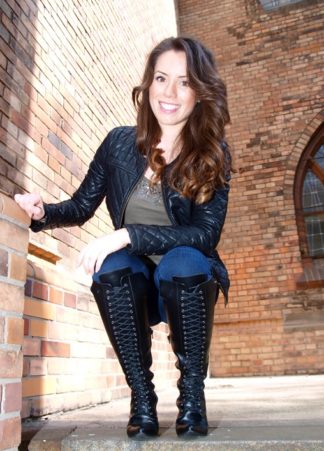 CASSANDRA IN KNEE BOOTS #Classic